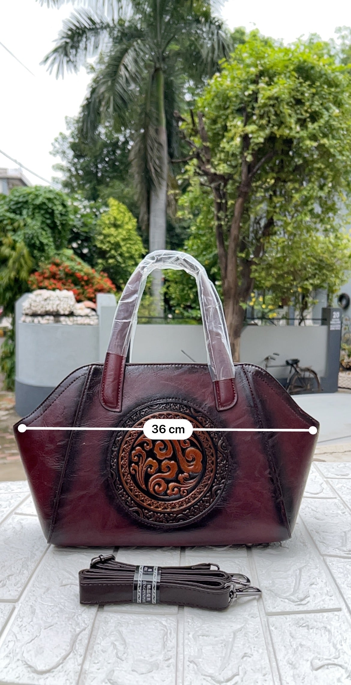 Vintage Vibe Handbag!