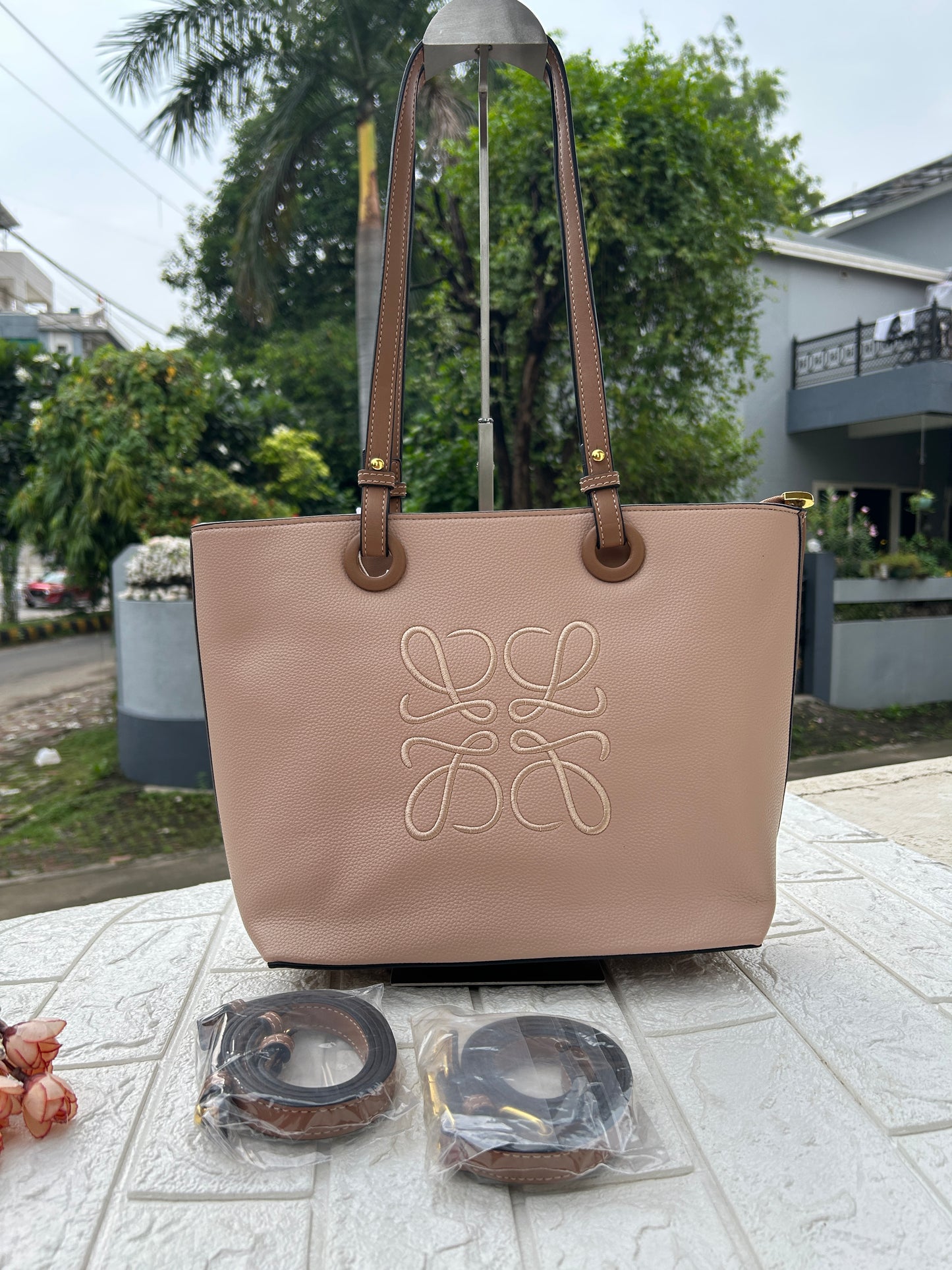 Daylight Tote