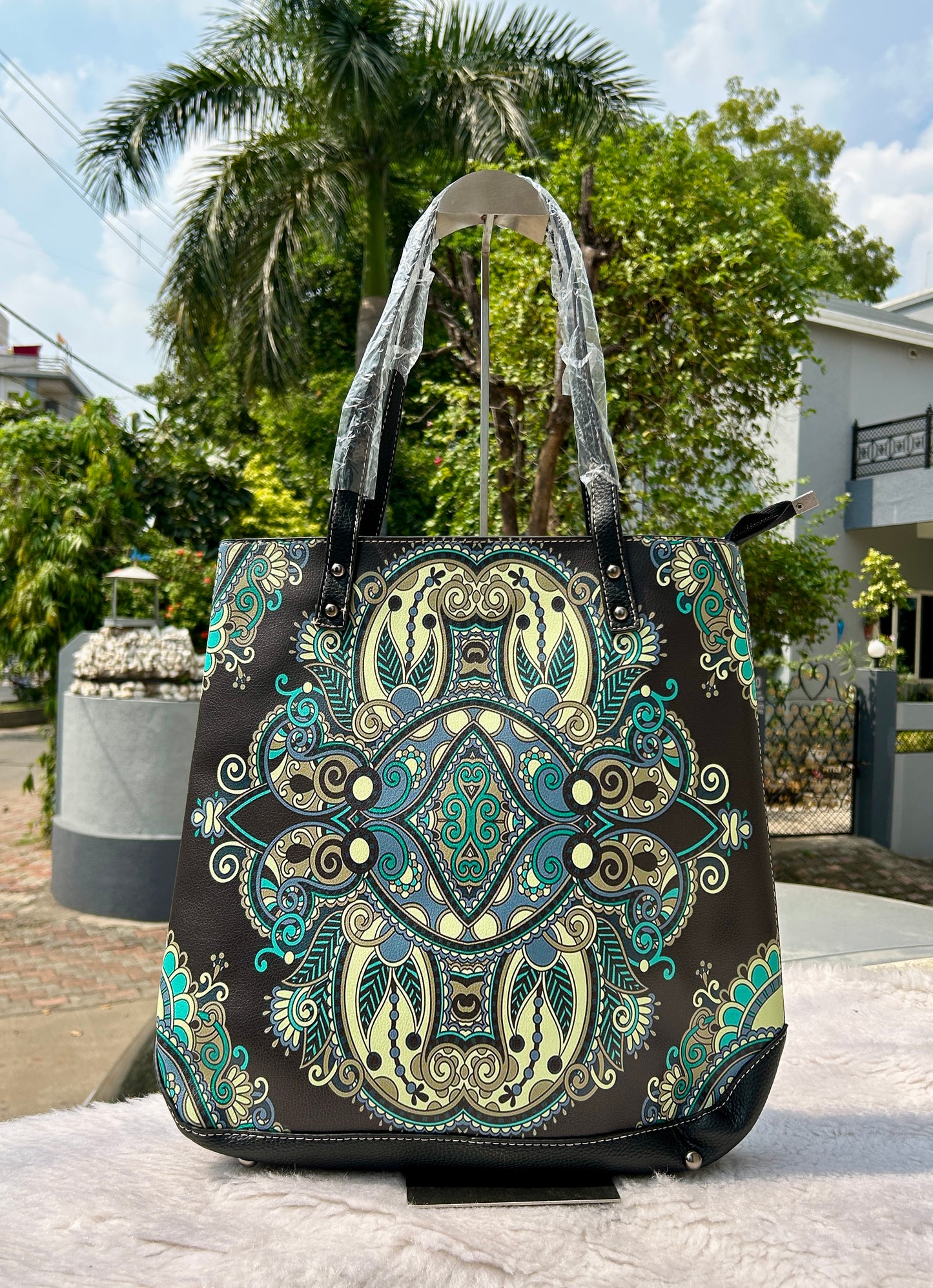 Brielle Shoulder Bag