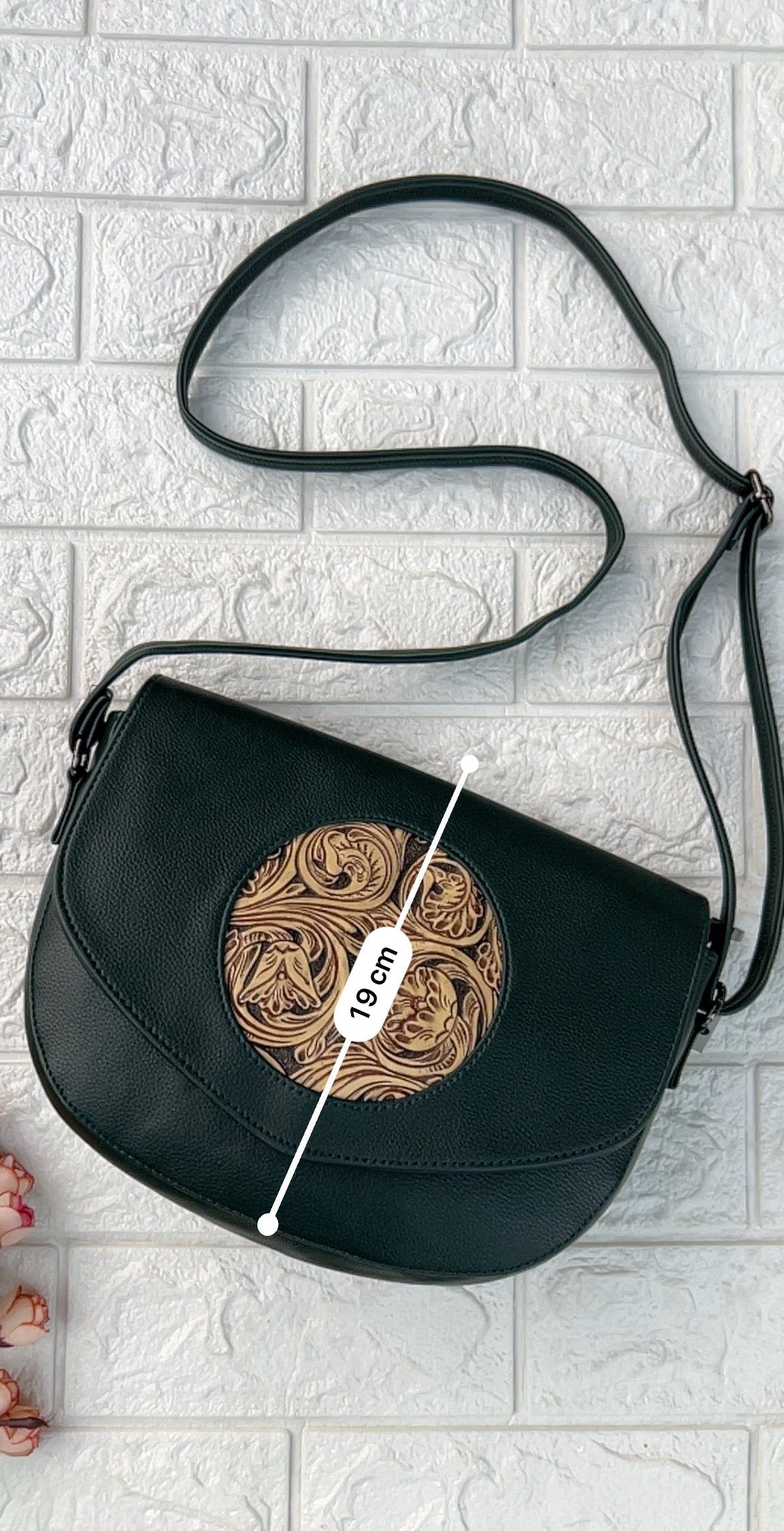 Kyra Sling Bag