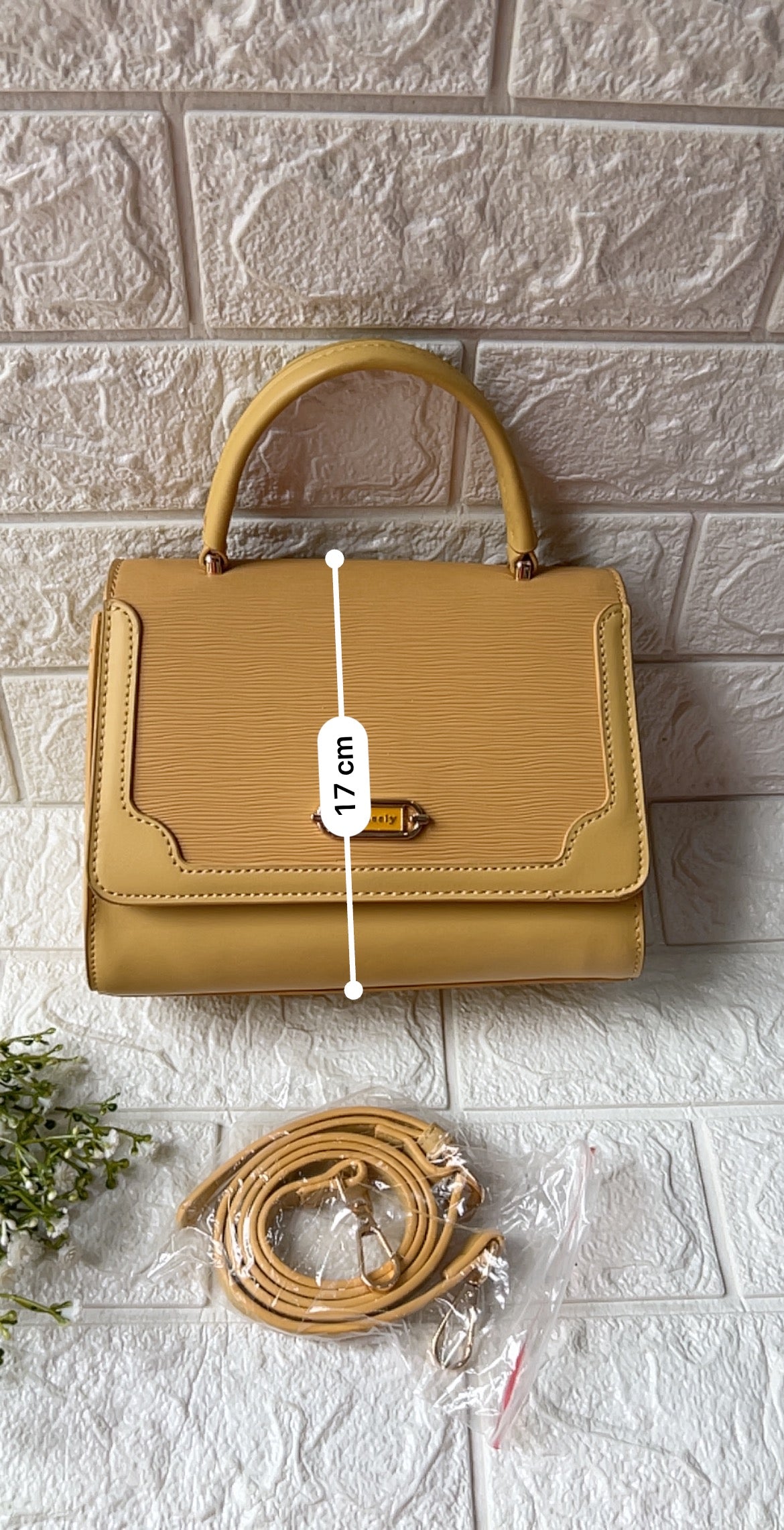 Mirave handbag