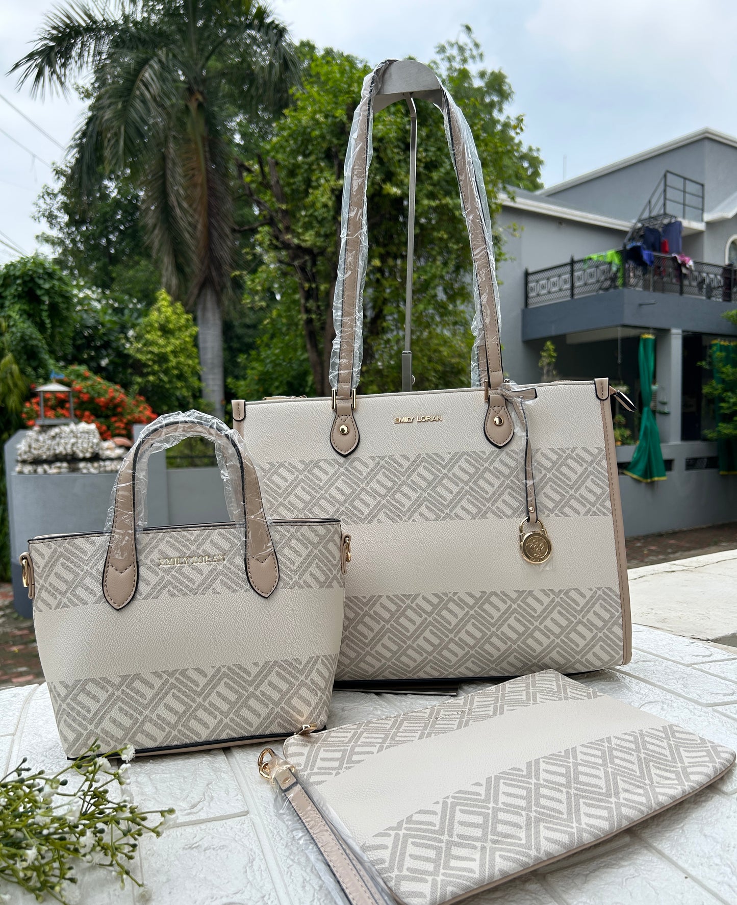 Emily Loran Shoulder/Handbag