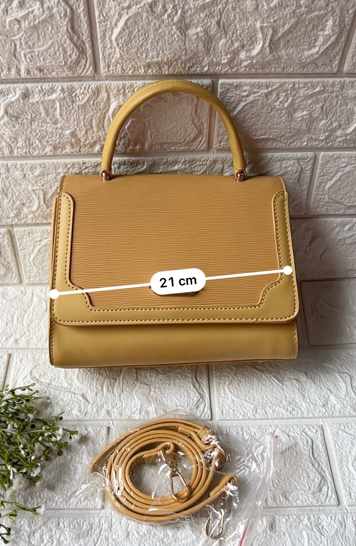 Mirave handbag