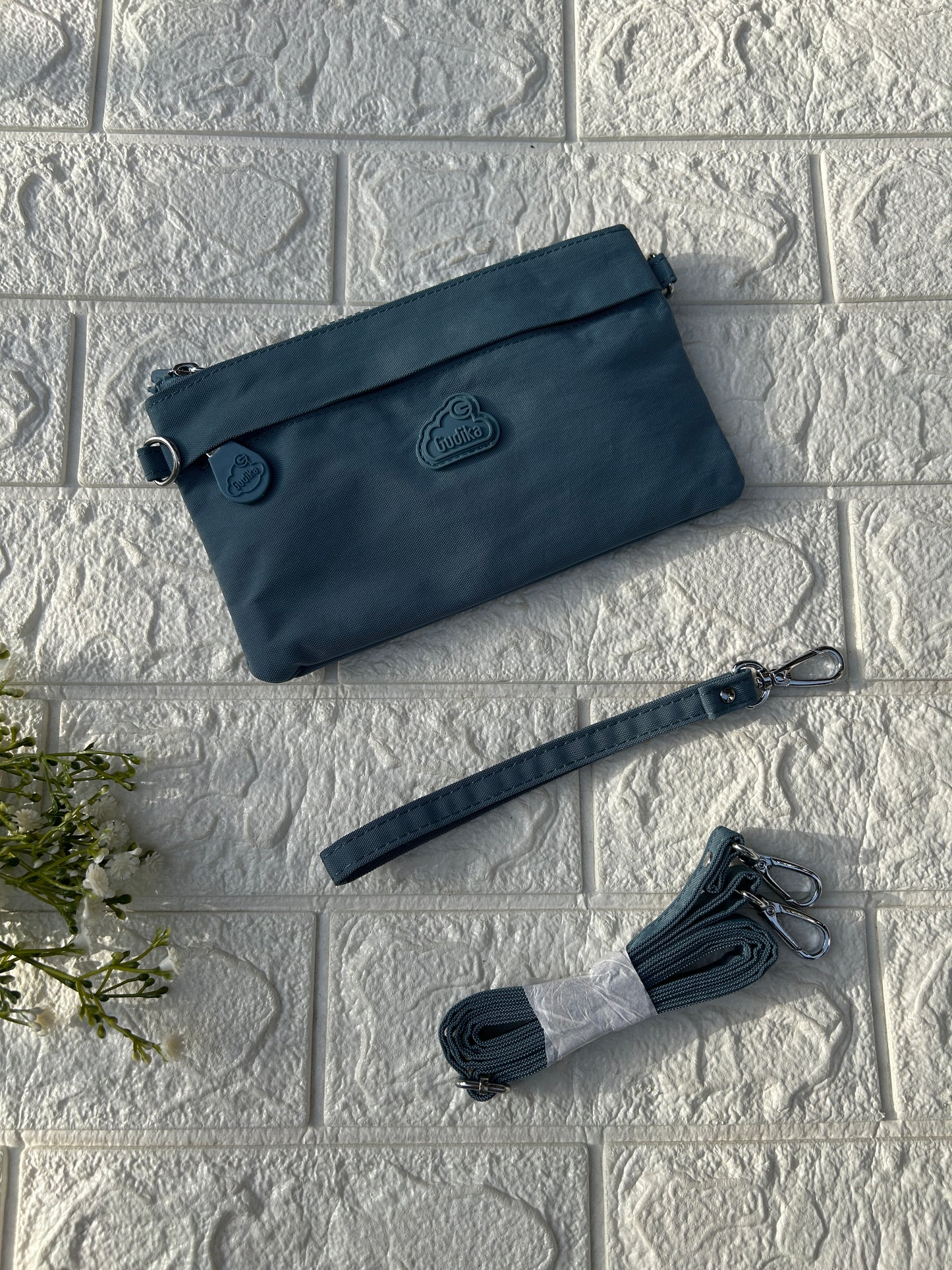 Duralite clutch/Sling 2