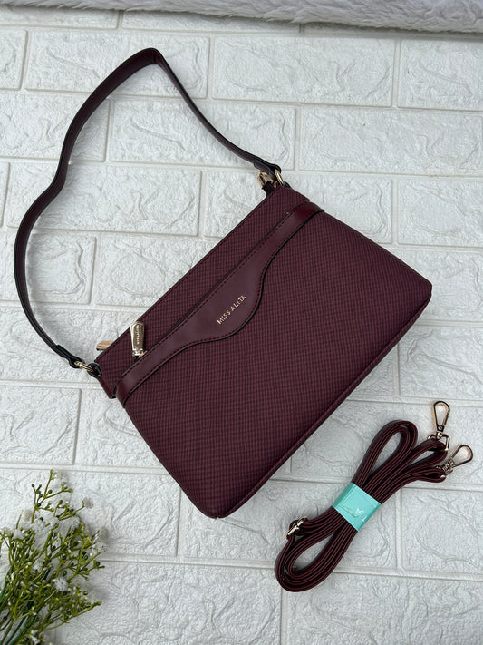 Miss Alita Shouder/Sling