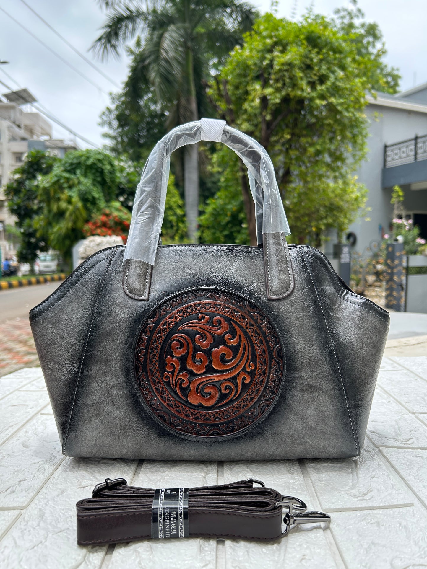 Vintage Vibe Handbag!
