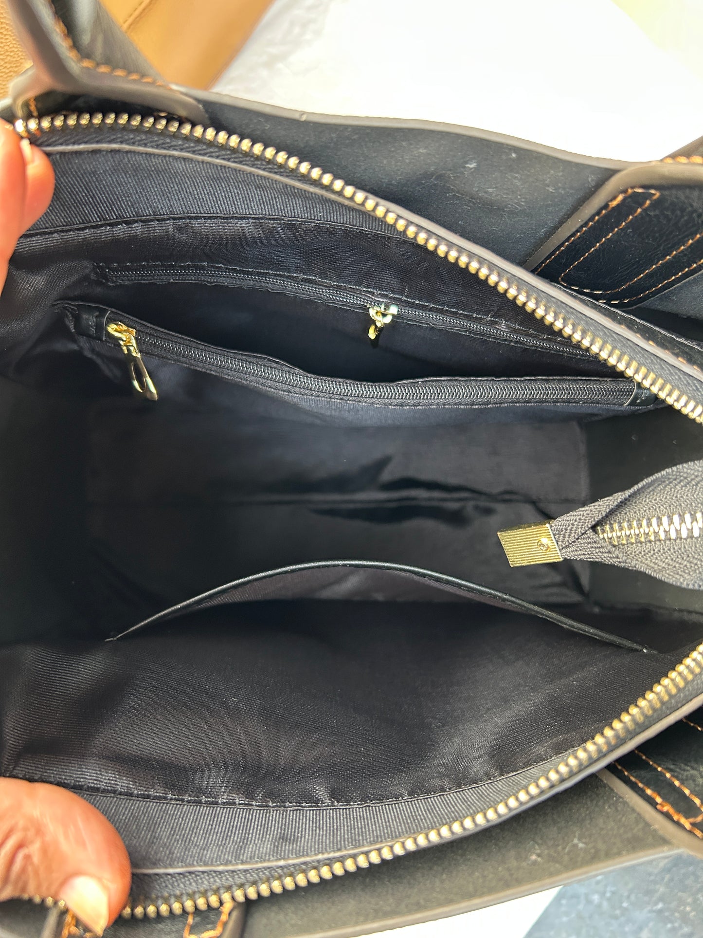 Aurelia Vintage Hangbag