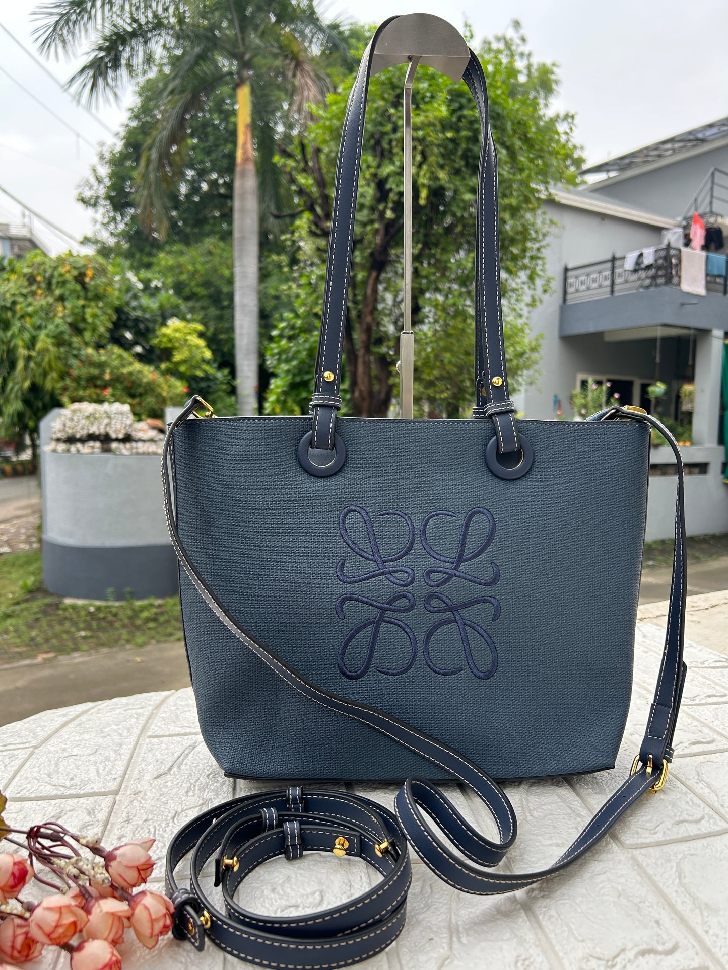 Daylight Tote