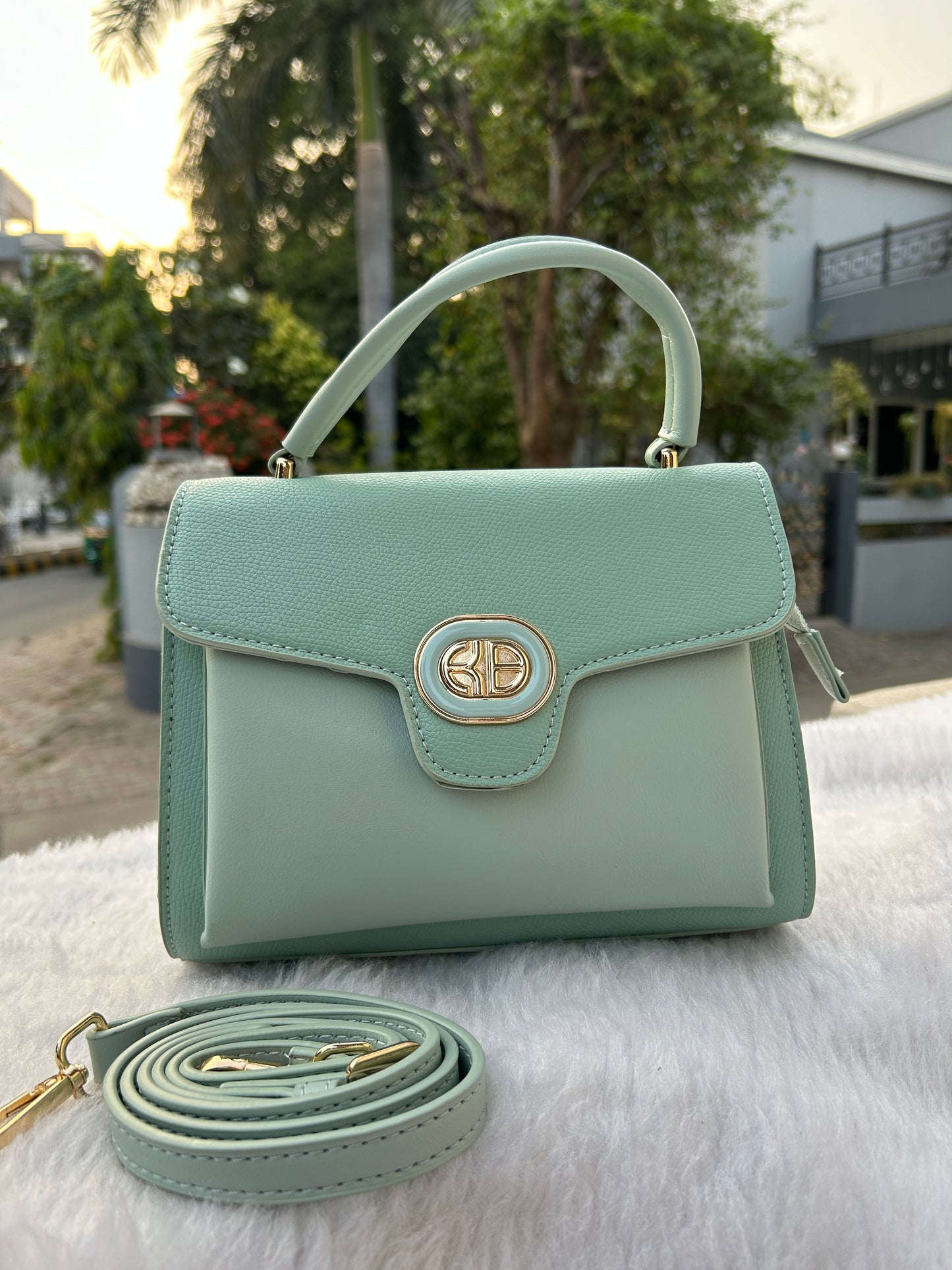 Mirave handbag