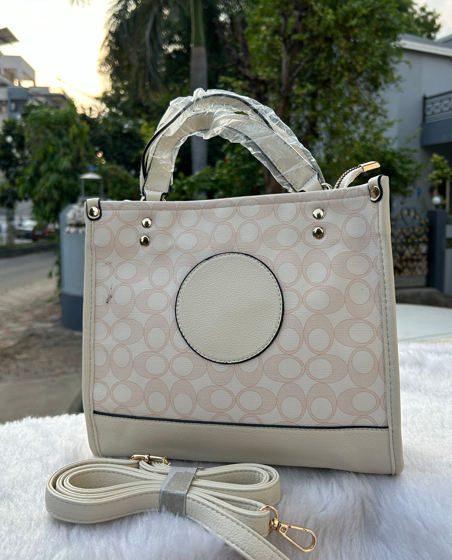 Dupe Handbag